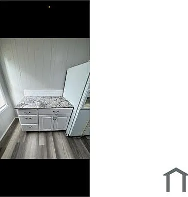 1436 SW 44th St — Photo 5