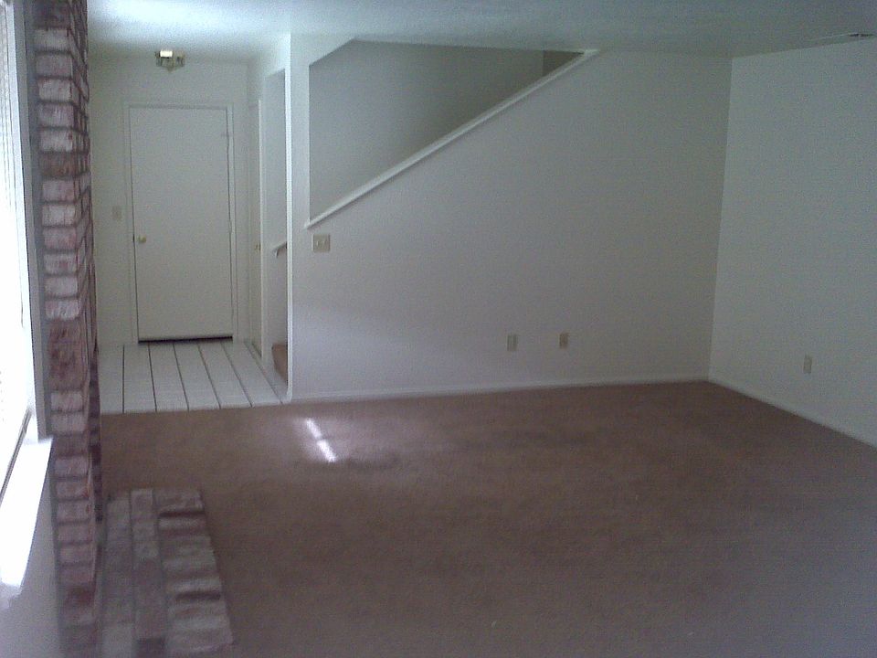2nd image of 1234 Cedar Creek Ct