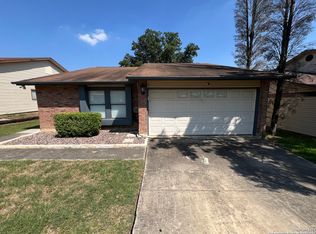 7710 Clear Ridge Dr, San Antonio, TX 78239