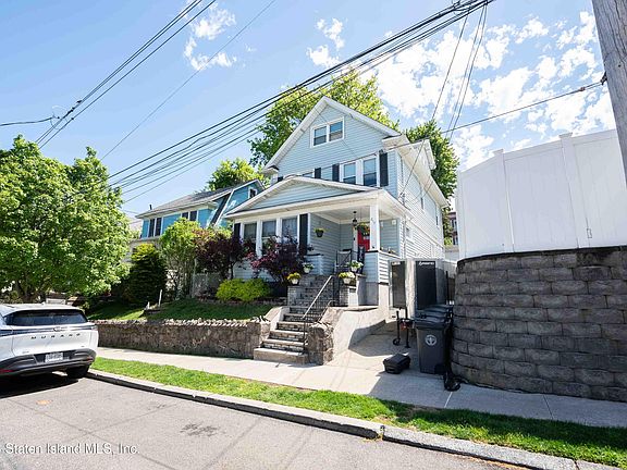 2nd image of 217 Willard Ave