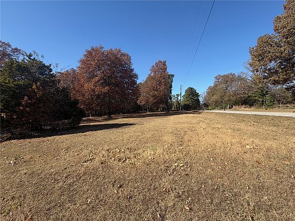 5th image of 5943 W Wheeler Rd