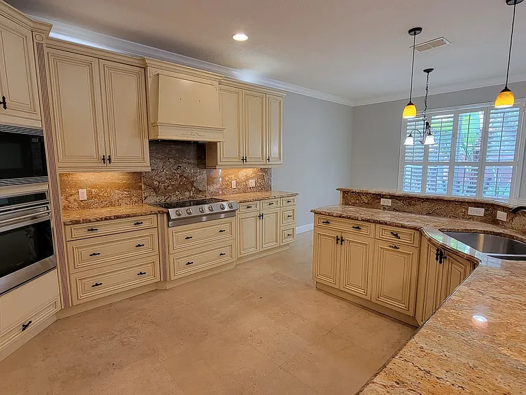 9928 Chardonnay Dr — Photo 5