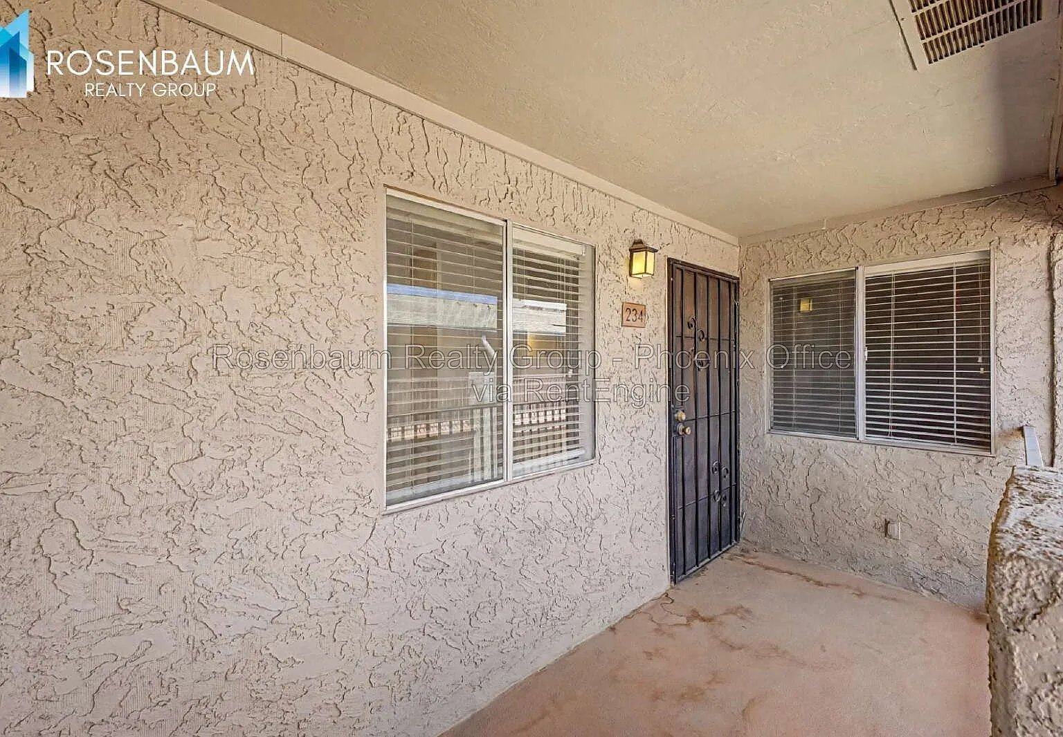 2 bed, 2.0 bath, 986 sqft, $1,795 — Photo 2