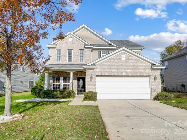 12816 Cumberland Cove Dr, Charlotte, NC 28273