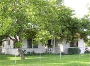 2010 E Guadalupe St, Victoria, TX 77901