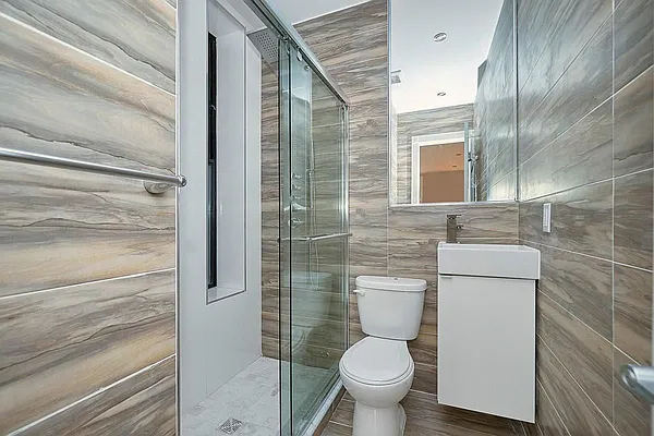 Rented by Heritage Realty LLC | media 9