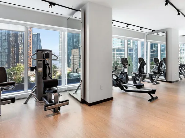 1 West End Avenue image 12 of 21