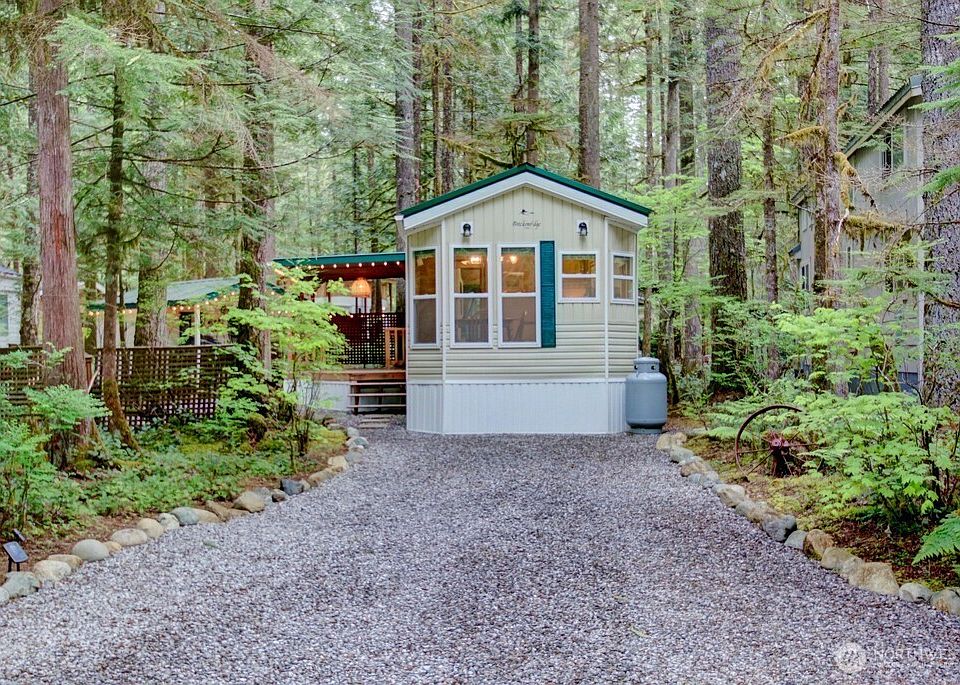 1st image of 300 Schinn Canyon Drive