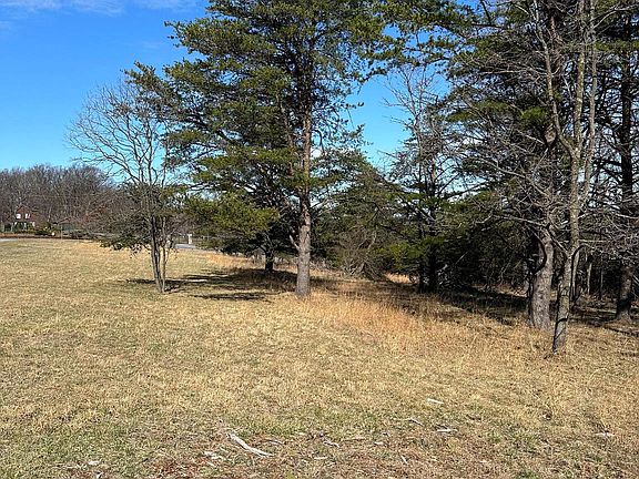 3rd image of 30 The Meadows At Sleepy Crk
