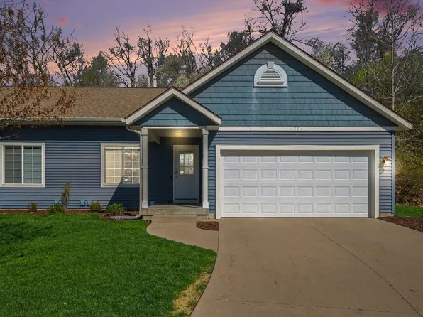 4211 Sand Valley Dr NE, Rockford, MI 49341