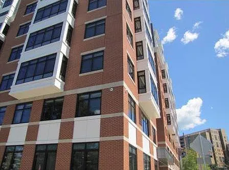 Rowe Apartments — Photo 2