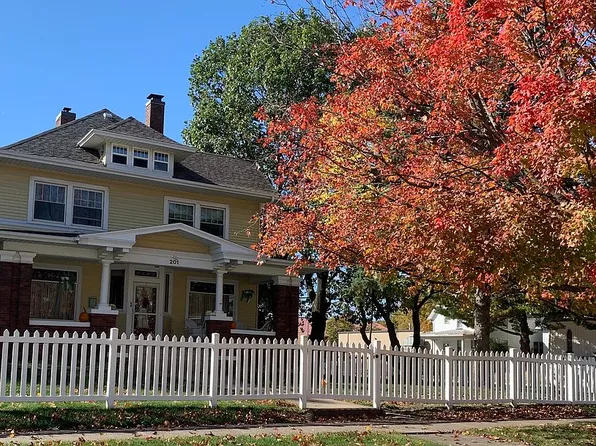 201 S Chestnut St, Kewanee, IL 61443