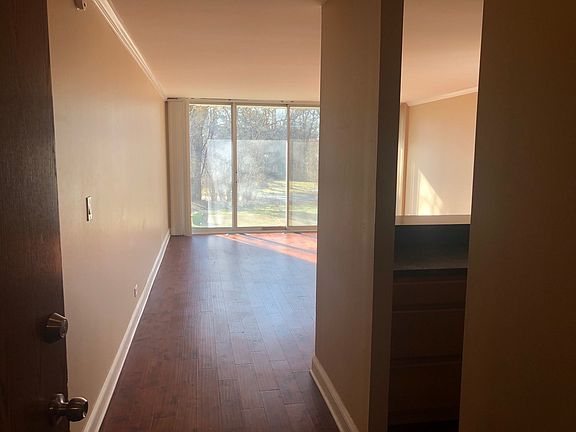 2nd image of 1833 Four Lakes Ave APT 1J