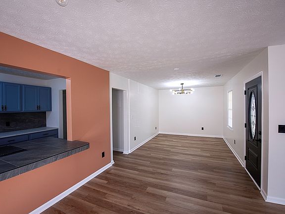 3rd image of 2927 8th St