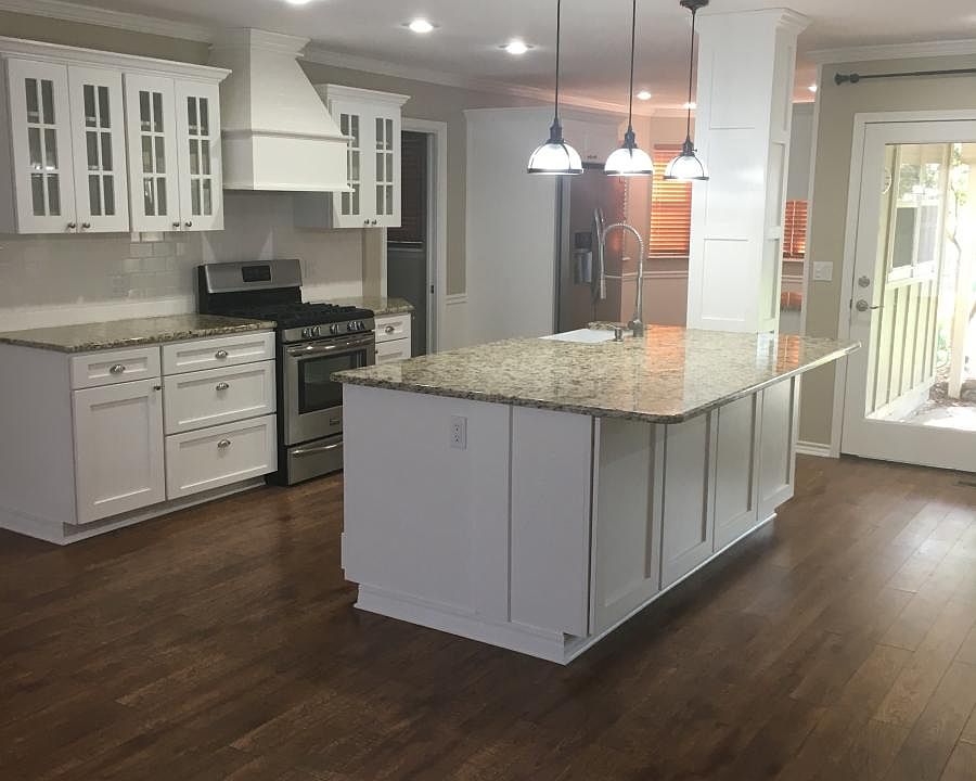 Entertaining Dream Kitchen