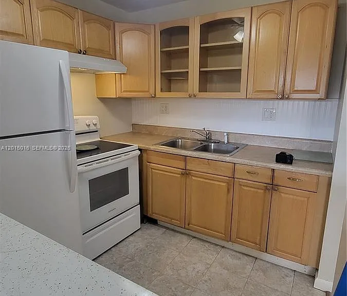 132 Andover E #132-F — Photo 2
