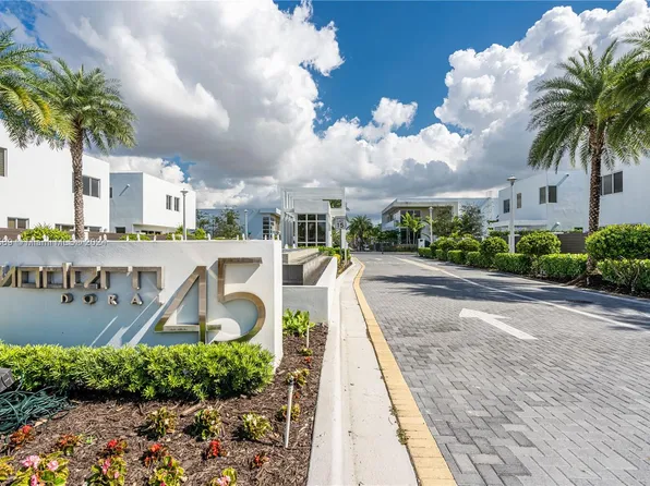 9730 NW 74th Ter, Doral, FL 33178