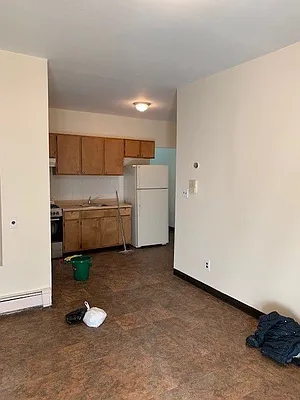 Rented by Catherine A Federer, LREB | media 26