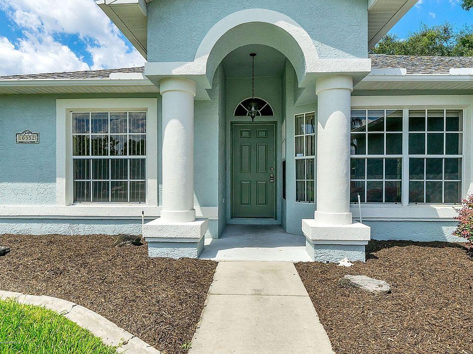 2nd image of 10352 Velvetseed Cir