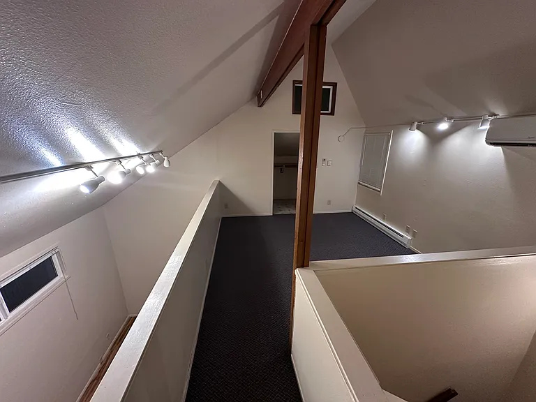 910 E 9th Ave #3 — Photo 15