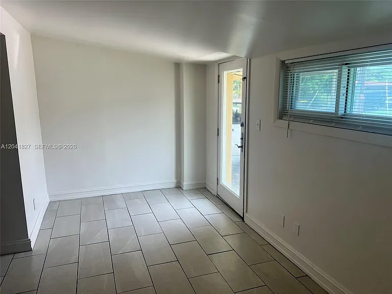 2300 SW 44th St #2310 — Photo 9