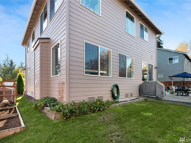 427 S Davies Rd — Photo 24