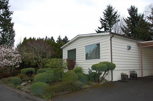 1st image of 19348 Hollyhills Dr NE