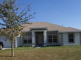 541 NW Salina Ter, Port Saint Lucie, FL 34983