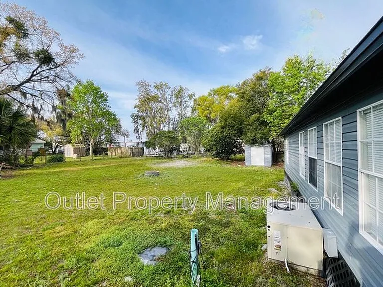 15710 Bermuda St — Photo 23