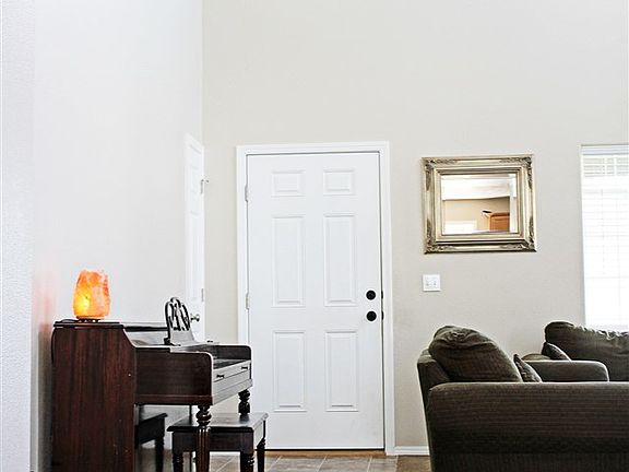2nd image of 205 Canyon Crest Dr W