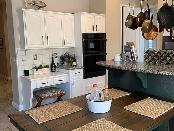 3rd image of 3809 Ginger Creek St