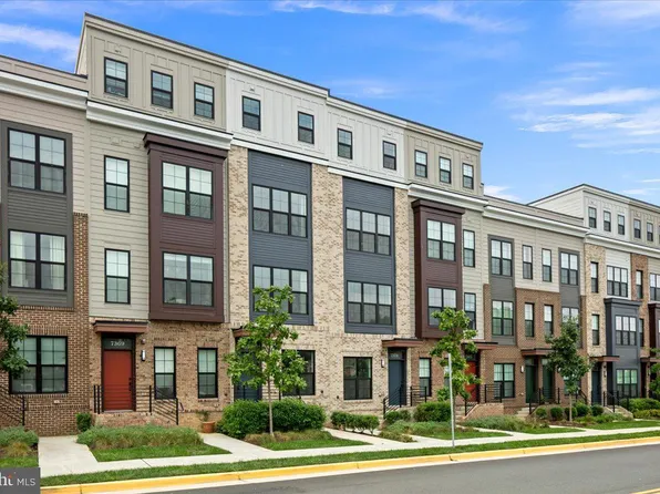 7371 Arlington Blvd, Falls Church, VA 22042