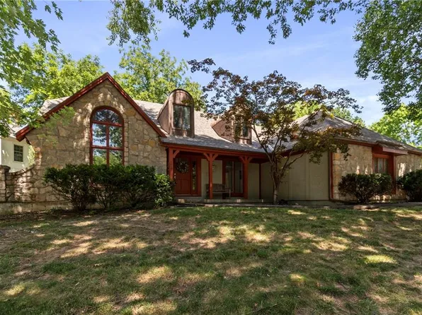 4617 NW Normandy Ln, Kansas City, MO 64116