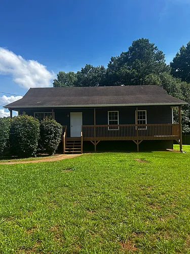 111 Ravenwood Ln Photo 1