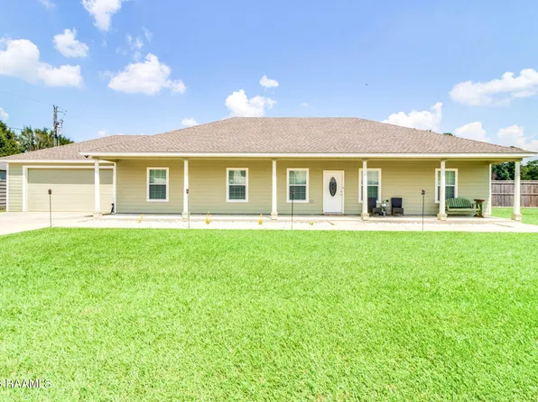 114 Wildflower Ln, Opelousas, LA 70570