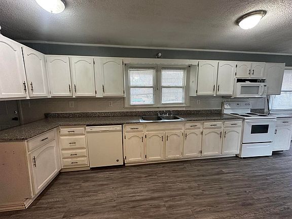 3rd image of 54 Hiser Rd #1