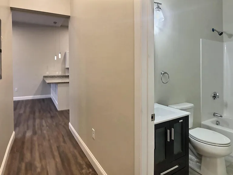 82 Concord St #4C — Photo 3
