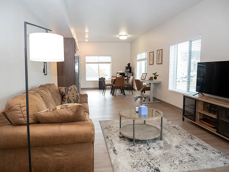 Residence at Discovery Square - 511 3rd Avenue Southwest — Photo 29