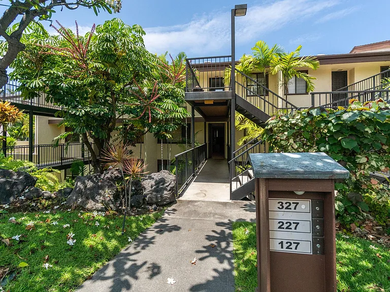 78-6920 Alii Dr #227 — Photo 33