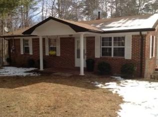 300 Old Burroughs Cove Rd S, Altamont, TN 37301