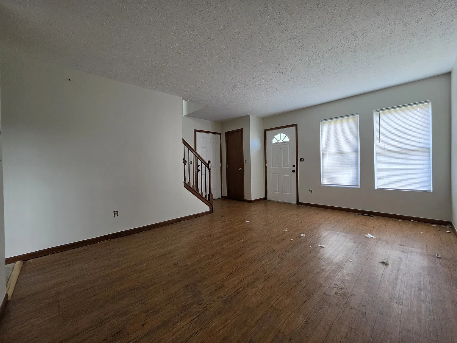 2 bed, 1.5 bath, 1025 sqft, $1,700 — Photo 4