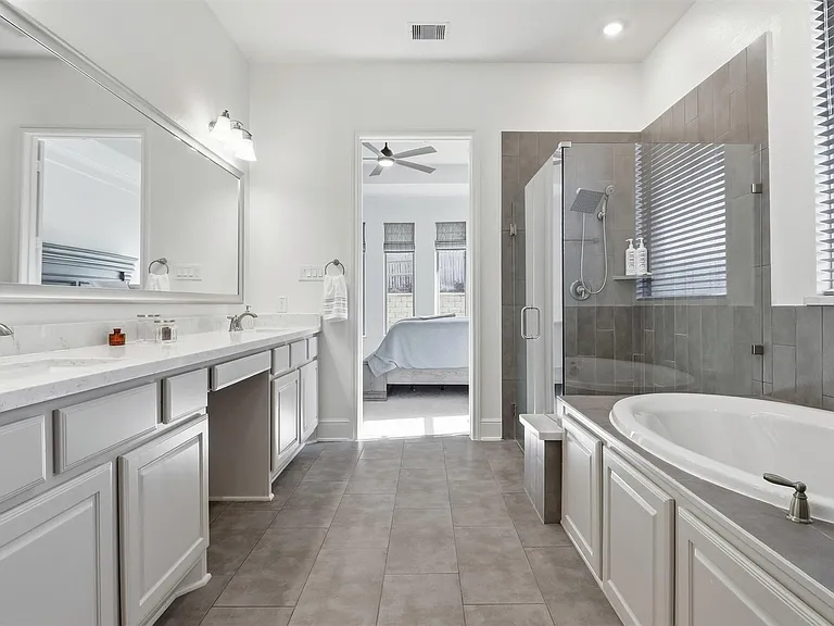 30902 Spanish Moss Xing — Photo 25