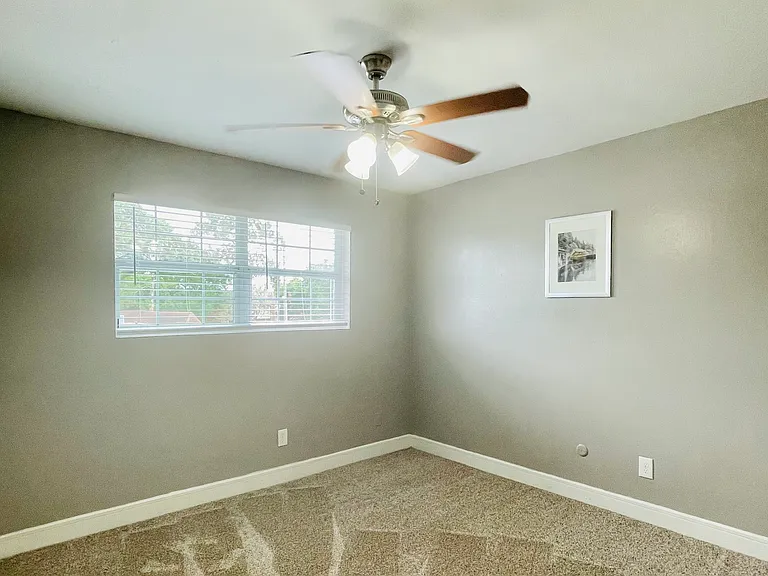 7934 Leonora St — Photo 13