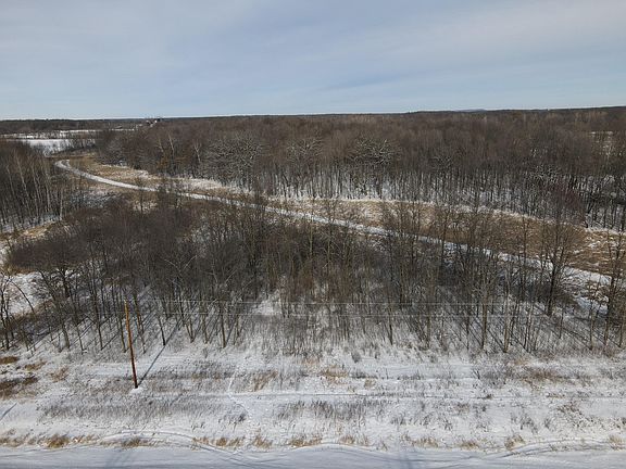 3rd image of 169XX Lake Blvd