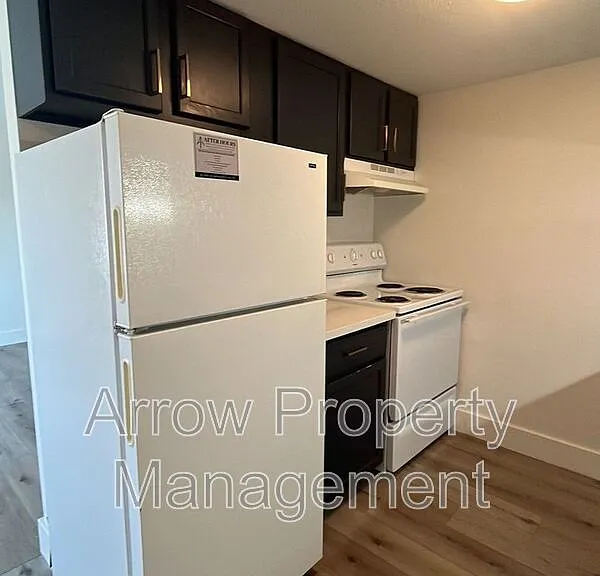 3619 N 60th St #30 — Photo 2