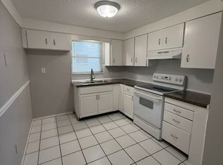 10018 Kingswood Ln, Port Richey, FL 34668
