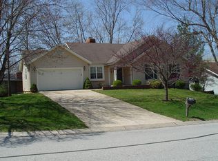 4 Connemara Rd, Saint Peters, MO 63376