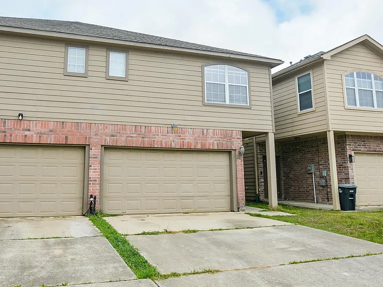 6418 Waldron Dr #B — Photo 20