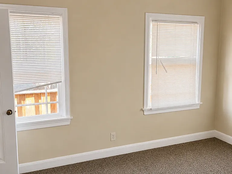274 Hathway Ave — Photo 7