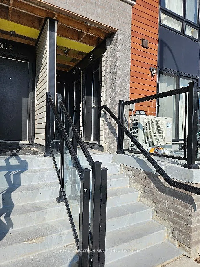 2 bed, $2,400 — Photo 2